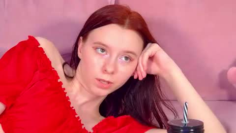 Snapshot of arinakubrick chatting on 06-11-26, 12:32 Arinakubrick online show from 06-11-26, 12:32