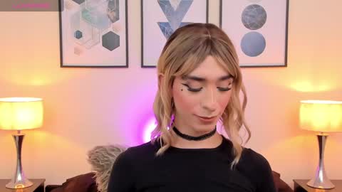   Nice to meet you  thumb up me please its important I  LOOK MY BIO DOWN online show from 01-23-25, 11:47