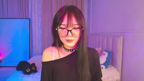 Snapshot of ariya_star chatting on 05-17-26, 02:13 Ariya online show from 05-17-26, 02:13