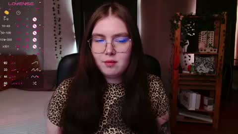 Astrid online show from 06-18-26, 11:25