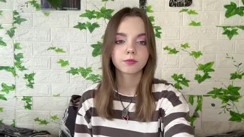 Snapshot of armandahaley chatting on 05-22-26, 02:12 Lisa online show from 05-22-26, 02:12