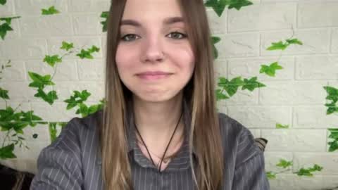 Snapshot of armandahaley chatting on 06-01-26, 02:30 Lisa online show from 06-01-26, 02:30