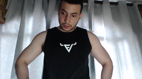 Snapshot of armando_2002 chatting on 05-17-26, 06:15 ARMANDO online show from 05-17-26, 06:15
