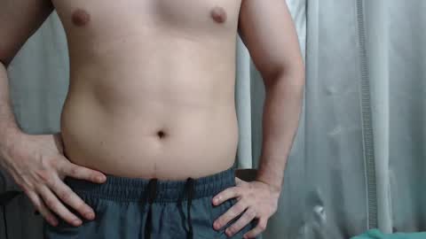 Snapshot of armando_2002 chatting on 05-24-26, 01:10 ARMANDO online show from 05-24-26, 01:10