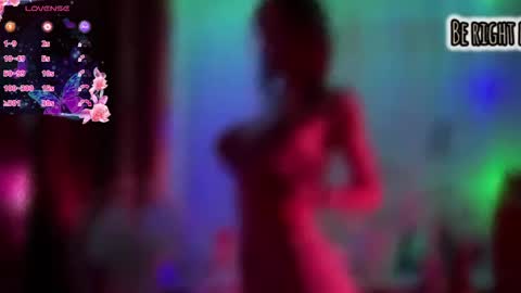 Snapshot of armurra chatting on 05-28-26, 05:27 armurra online show from 05-28-26, 05:27