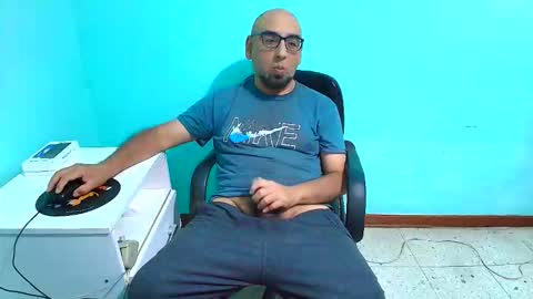 arnelux72 online show from 09-29-25, 05:01