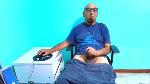 arnelux72 online show from 03-16-26, 05:44