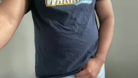 Snapshot of arnicbod chatting on 04-25-26, 03:31 arnicbod online show from 04-25-26, 03:31
