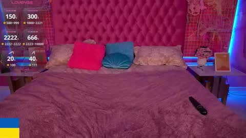 AROLINA online show from 11-21-25, 10:41