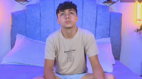 aron__cooper online show from 02-04-25, 11:16