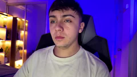 aron__cooper online show from 09-10-25, 02:00