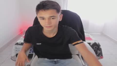 Aaron online show from 09-20-25, 07:59