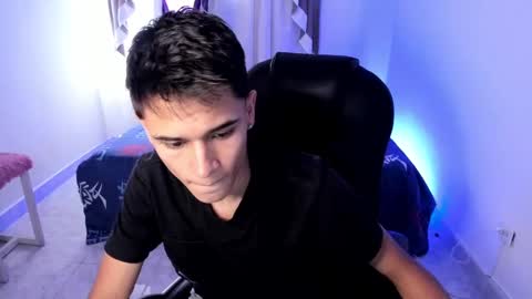 Aaron online show from 10-02-25, 09:22