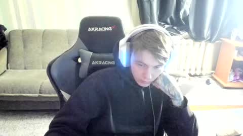 biggest penis  online show from 11-17-25, 06:52