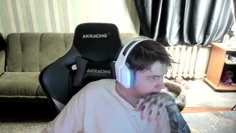 biggest penis  online show from 12-04-25, 06:34