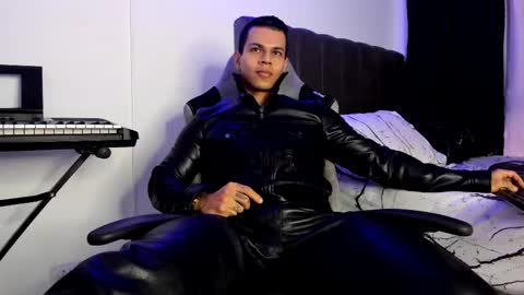 DarkMaster online show from 02-15-25, 02:33