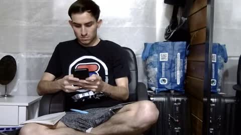 Aron G Franco online show from 11-20-25, 06:29