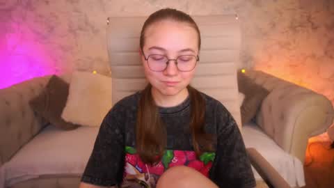 arrinawair online show from 06-17-26, 07:00