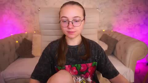 arrinawair online show from 06-18-26, 06:57