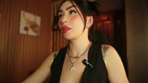 Snapshot of arrkabellaa chatting on 05-16-26, 11:09 online show from 05-16-26, 11:09