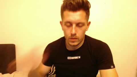 arromwilliam90 online show from 12-08-24, 12:41