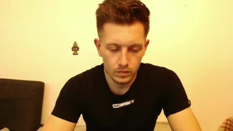 arromwilliam90 online show from 02-02-25, 05:04