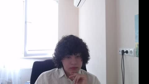 Snapshot of arsen_schneider chatting on 07-20-26, 02:08 Arsen online show from 07-20-26, 02:08