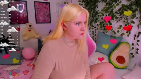 art_lovee_ online show from 02-18-26, 01:34