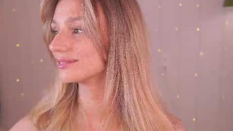 Snapshot of artease chatting on 07-26-26, 12:23 Arti Next Streams - online show from 07-26-26, 12:23