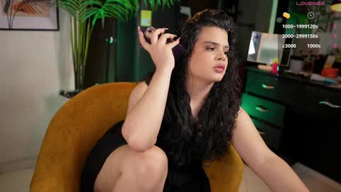 Chloe  online show from 12-11-24, 11:00