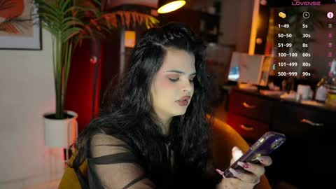 Chloe  online show from 12-14-24, 12:55