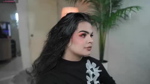 Chloe  online show from 09-25-25, 10:02