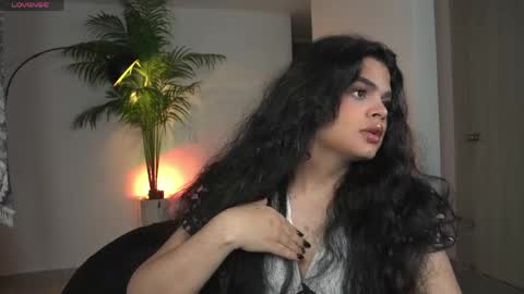 Snapshot of artechloe chatting on 05-03-26, 12:27 Chloe online show from 05-03-26, 12:27