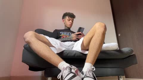   online show from 03-12-25, 01:19