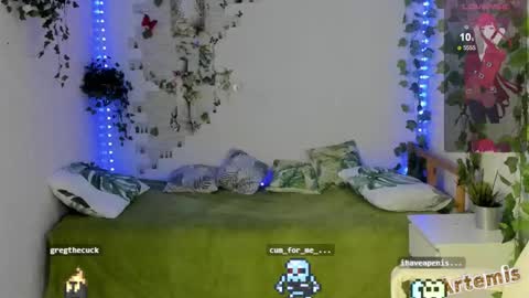 Artemis  my pvt is open and lovense is active  online show from 10-02-25, 03:19