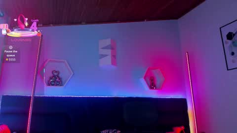 artemis_nyx online show from 12-20-25, 09:00