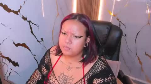 Snapshot of arthemisa_tayy chatting on 07-15-26, 04:07 Arthemisa online show from 07-15-26, 04:07