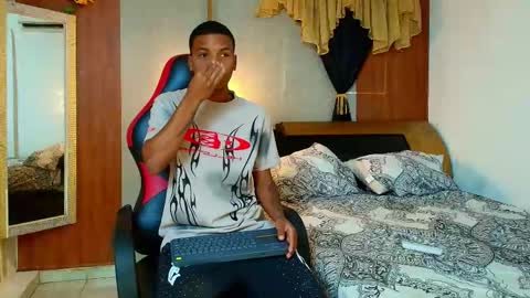 Snapshot of arthur_collins_ chatting on 05-24-26, 08:47 ARTHUR online show from 05-24-26, 08:47