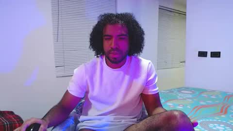 Snapshot of arthur_jamess chatting on 09-28-25, 01:11 arthur_jamess online show from 09-28-25, 01:11