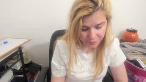 MIA online show from 05-28-26, 09:34