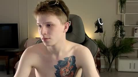 Snapshot of artycropp chatting on 09-09-25, 12:43 Archie online show from 09-09-25, 12:43