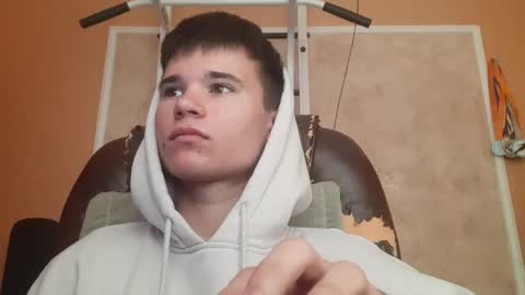 Snapshot of arvyn_ chatting on 04-23-26, 07:41 Denis online show from 04-23-26, 07:41