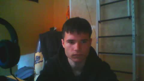 Snapshot of arvyn_ chatting on 05-11-26, 07:47 Denis online show from 05-11-26, 07:47
