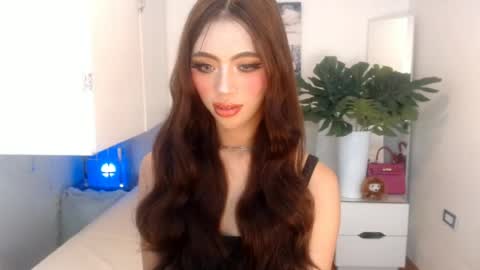 Snapshot of ary_99x chatting on 07-23-26, 07:12 Ariella online show from 07-23-26, 07:12