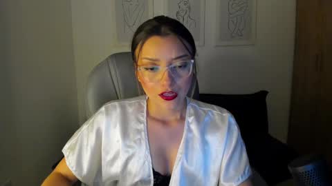 Zahaara online show from 12-21-24, 01:58