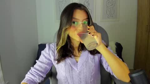 Zahaara online show from 12-25-24, 09:54