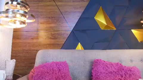 sofia online show from 06-11-26, 10:57