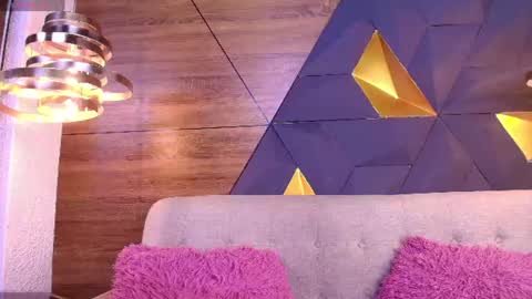 sofia online show from 06-30-26, 11:11