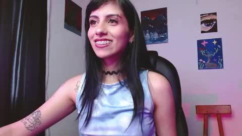Snapshot of ary_pieerce chatting on 04-16-26, 06:41 Independent Model online show from 04-16-26, 06:41