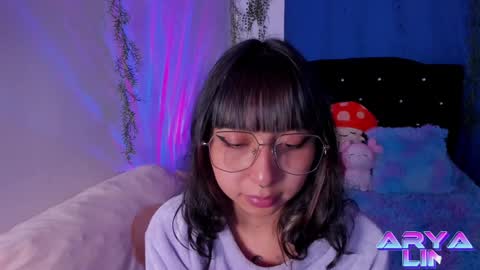 Snapshot of arya_line chatting on 01-17-25, 06:57 Arys online show from 01-17-25, 06:57